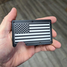 USA Flag Engraved Slim Wallet - Metal - RFID Blocking